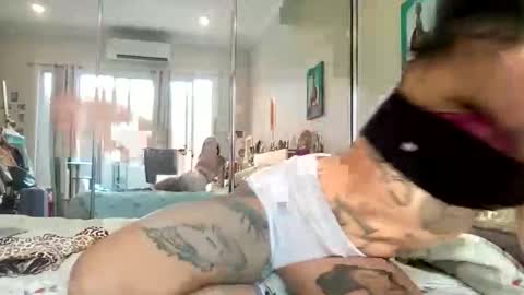 Akira Zay online show from February 9, 2026, 6:17 am