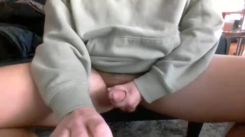 Snapshot of akpchi1984 chatting on January 5, 2025, 2:30 pm akpchi1984 online show from January 5, 2025, 2:30 pm