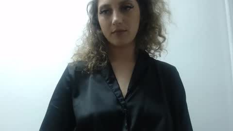 akyragrace online show from May 12, 2026, 9:12 pm