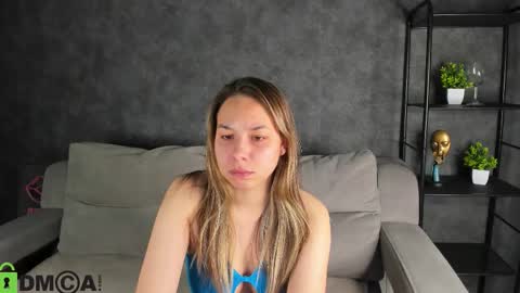 Snapshot of al1ice_moures chatting on October 16, 2025, 1:39 am Al1ice online show from October 16, 2025, 1:39 am