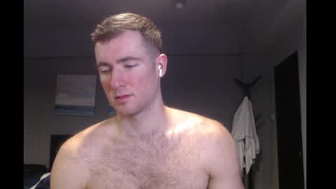 Snapshot of al3xzanderth3gr3at chatting on February 21, 2025, 4:16 pm Alex online show from February 21, 2025, 4:16 pm
