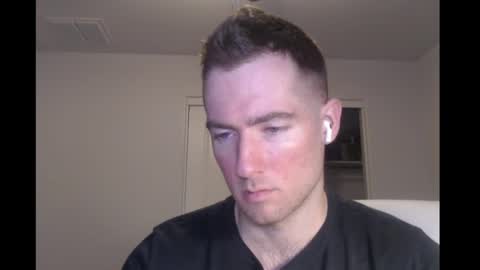 Snapshot of al3xzanderth3gr3at chatting on September 17, 2025, 1:29 am Alex online show from September 17, 2025, 1:29 am