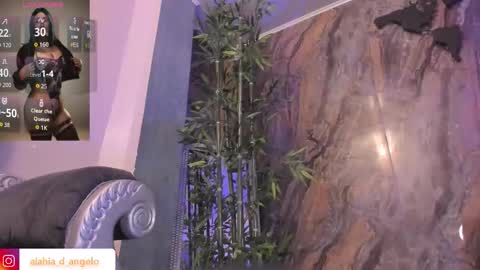 Snapshot of alahia_dangelo_ chatting on November 9, 2025, 5:22 pm ALAHIA online show from November 9, 2025, 5:22 pm