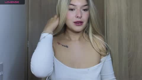 Snapshot of alahia_demon chatting on February 6, 2025, 12:16 pm alahia online show from February 6, 2025, 12:16 pm