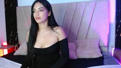 Snapshot of alahia_sweet_official chatting on October 6, 2025, 7:44 pm Alahia sweet official online show from October 6, 2025, 7:44 pm