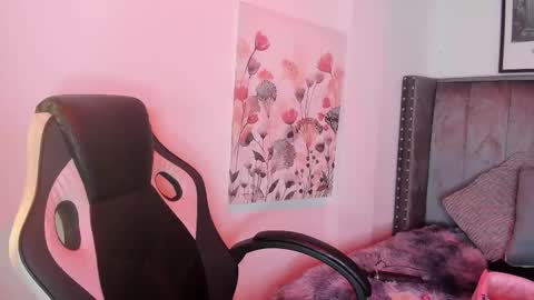 Alaia Carter online show from November 13, 2025, 3:38 am