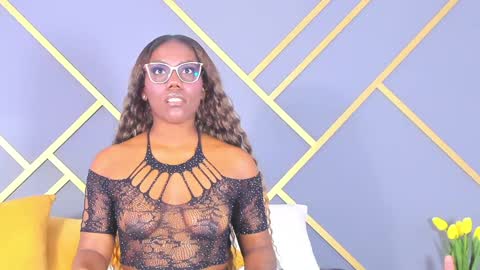 alaia_colins online show from January 8, 2025, 4:23 am