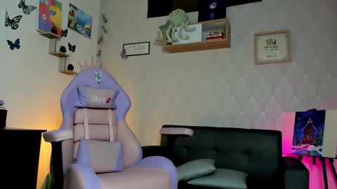 Snapshot of alaia_love77 chatting on February 12, 2026, 4:24 pm Alaia online show from February 12, 2026, 4:24 pm