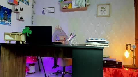 Alaia online show from March 31, 2026, 9:26 pm