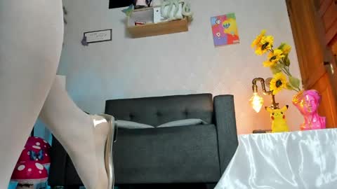 Alaia online show from May 4, 2026, 4:36 pm