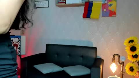 Snapshot of alaia_love77 chatting on July 6, 2026, 7:05 pm Alaia online show from July 6, 2026, 7:05 pm