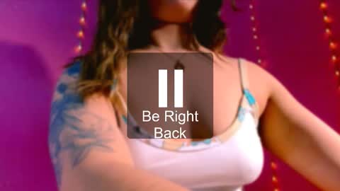  Alaiia  online show from February 17, 2026, 1:51 pm