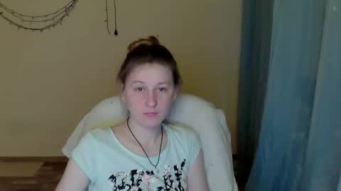 Anna online show from April 22, 2026, 2:40 pm