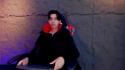 Snapshot of alan_boy01 chatting on September 17, 2025, 11:45 am Alan Boy online show from September 17, 2025, 11:45 am