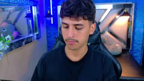 ALAN DEL REY online show from October 3, 2025, 8:28 pm