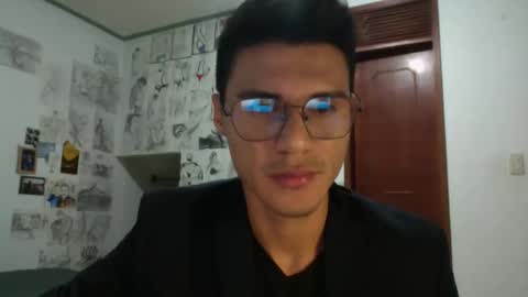 Snapshot of alan_eross chatting on October 15, 2025, 5:18 am alan_eross online show from October 15, 2025, 5:18 am