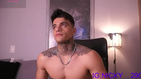 Snapshot of alan_morrys chatting on April 29, 2026, 12:05 am alan_morrys online show from April 29, 2026, 12:05 am