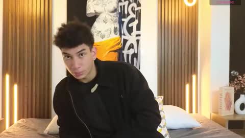 Snapshot of alan_return chatting on January 14, 2026, 12:55 pm ALAN online show from January 14, 2026, 12:55 pm