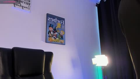 Snapshot of alan_rosee chatting on January 21, 2025, 1:11 pm Alan online show from January 21, 2025, 1:11 pm