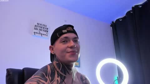 Snapshot of alan_rosee chatting on March 4, 2025, 8:49 pm Alan online show from March 4, 2025, 8:49 pm