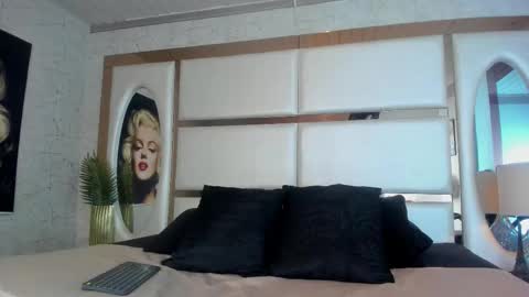 ---Alan--- online show from January 18, 2026, 3:54 am