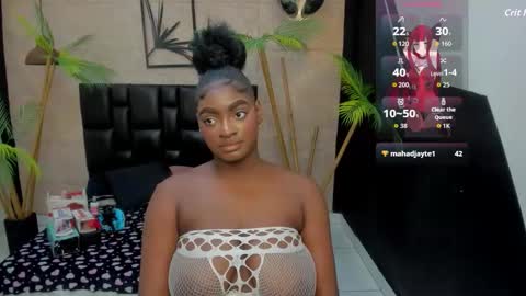 Snapshot of alana_bonny chatting on November 6, 2025, 1:23 pm Alana online show from November 6, 2025, 1:23 pm