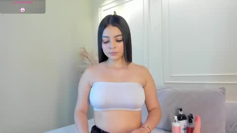 Snapshot of alana_cutte chatting on June 2, 2026, 4:47 am alana_cutte online show from June 2, 2026, 4:47 am