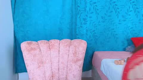 Snapshot of alana_pink95 chatting on April 20, 2026, 12:30 pm alana_pink95 online show from April 20, 2026, 12:30 pm