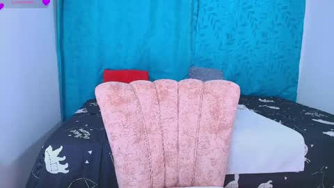 Snapshot of alana_pink95 chatting on May 6, 2026, 12:21 pm alana_pink95 online show from May 6, 2026, 12:21 pm