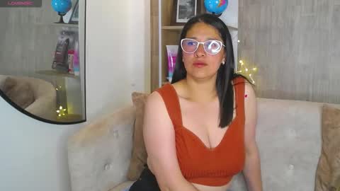 Snapshot of alana_steel_1 chatting on September 26, 2025, 5:17 pm Alana online show from September 26, 2025, 5:17 pm