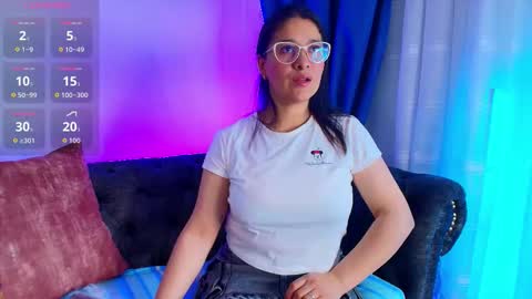 Snapshot of alana_steel_1 chatting on November 9, 2025, 12:03 pm Alana online show from November 9, 2025, 12:03 pm
