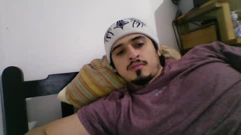 Snapshot of alanargenttt25 chatting on June 18, 2026, 7:08 am alanargenttt25 online show from June 18, 2026, 7:08 am