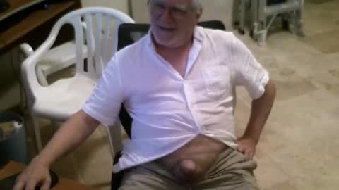 Alanlee10allen online show from May 14, 2026, 3:19 pm