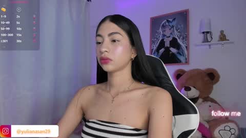 Snapshot of alannah__ chatting on February 4, 2025, 11:38 am online show from February 4, 2025, 11:38 am