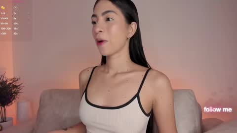 Snapshot of alannah__ chatting on October 27, 2025, 10:08 am online show from October 27, 2025, 10:08 am