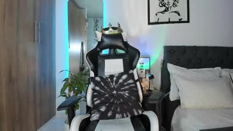 alannaughty_ online show from March 20, 2026, 5:01 am