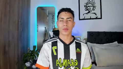 alannaughty_ online show from March 27, 2026, 12:16 am