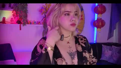 Snapshot of albaandthayron chatting on February 9, 2026, 12:09 pm albaandthayron online show from February 9, 2026, 12:09 pm