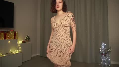 Snapshot of albertaellen chatting on January 21, 2025, 7:39 pm Hi all. My name is Stela and this is my first day here online show from January 21, 2025, 7:39 pm