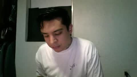 albertoarenas16 online show from June 1, 2026, 3:08 am