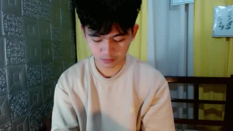 Snapshot of albertx_destroyer69 chatting on November 9, 2025, 7:45 pm Albert online show from November 9, 2025, 7:45 pm