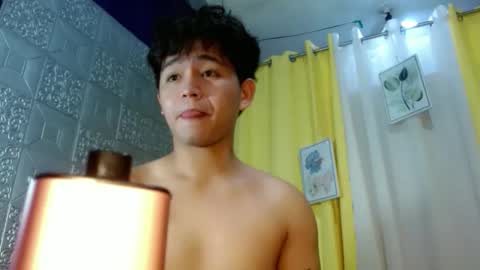 Snapshot of albertx_destroyer69 chatting on February 5, 2026, 6:01 pm Albert online show from February 5, 2026, 6:01 pm