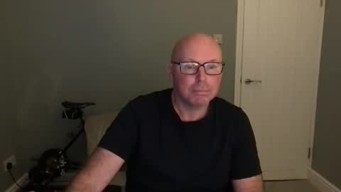 Snapshot of alc300170 chatting on November 5, 2025, 6:57 am alc300170 online show from November 5, 2025, 6:57 am