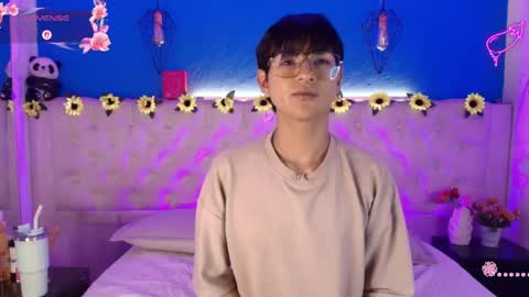 ale_aurarashi online show from April 5, 2026, 2:42 am