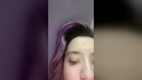 ale_pink online show from June 15, 2026, 7:16 pm