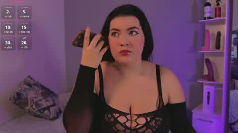 Snapshot of ale_silvanna chatting on May 15, 2026, 7:32 pm Silvanna online show from May 15, 2026, 7:32 pm