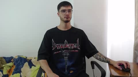 Snapshot of aleex_miller chatting on September 30, 2025, 7:19 pm aleex_miller online show from September 30, 2025, 7:19 pm