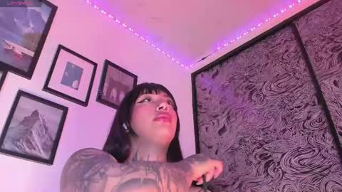 Ale online show from July 20, 2026, 4:05 am