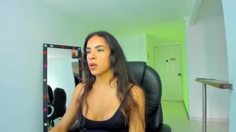 Alejandra Arango online show from February 9, 2026, 6:45 pm