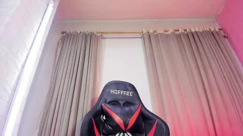 Aleja Hill online show from February 28, 2026, 1:17 am